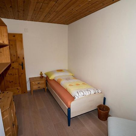 Chasa Nogler - Ferienwohnung Ramosch Dış mekan fotoğraf