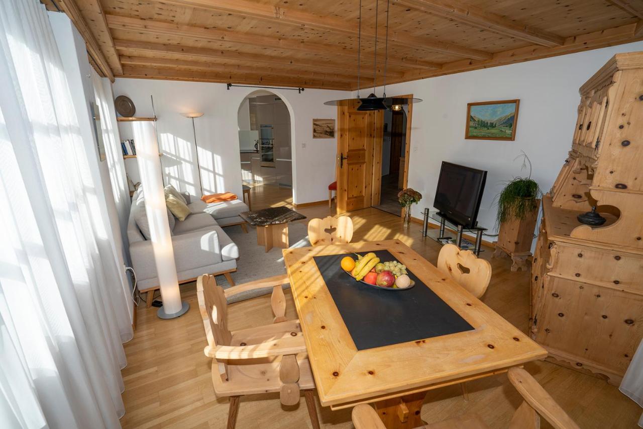 Chasa Nogler - Ferienwohnung Ramosch Dış mekan fotoğraf