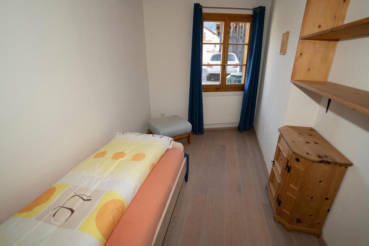 Chasa Nogler - Ferienwohnung Ramosch Dış mekan fotoğraf
