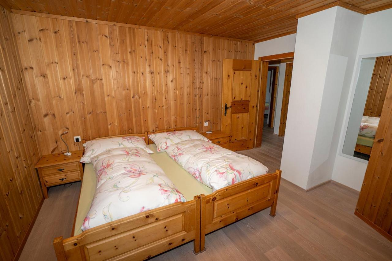 Chasa Nogler - Ferienwohnung Ramosch Dış mekan fotoğraf