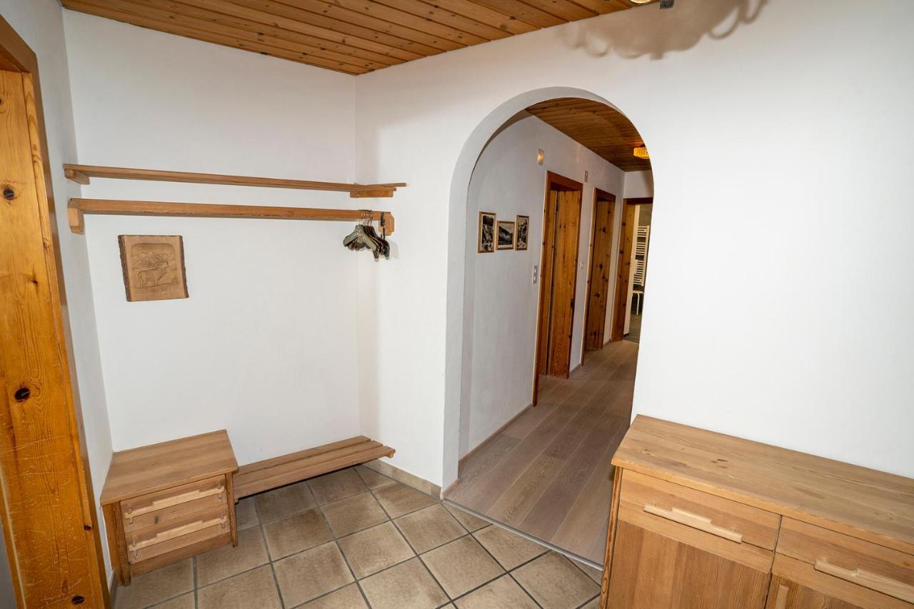 Chasa Nogler - Ferienwohnung Ramosch Dış mekan fotoğraf